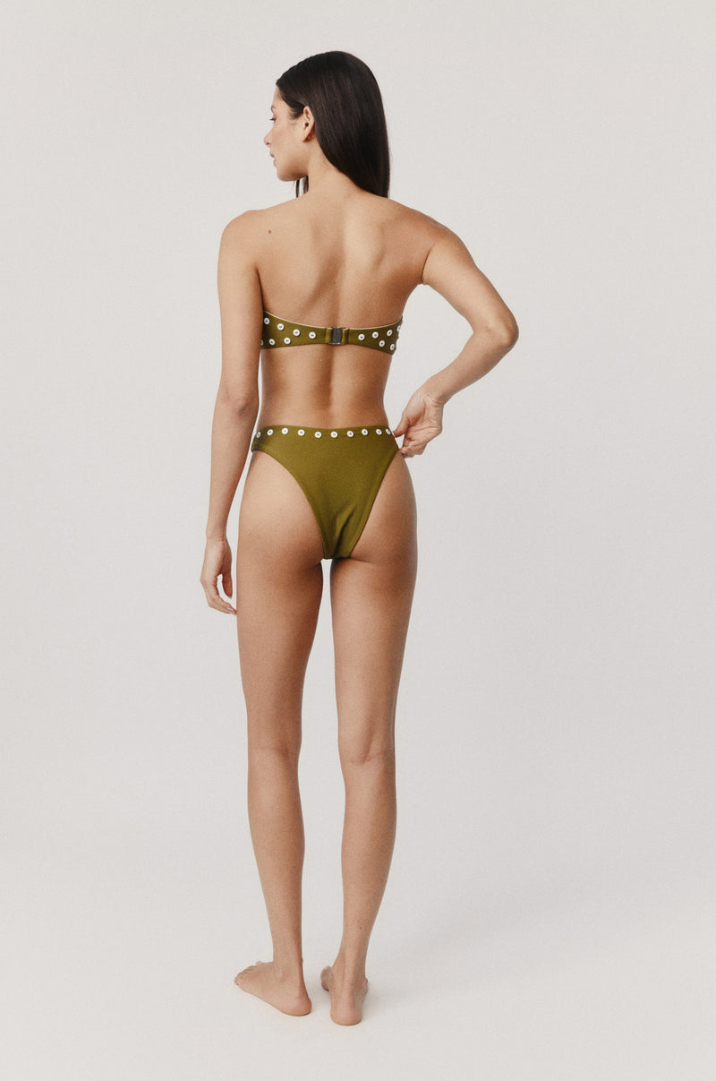 Fifi Bikini Bottom | Forest